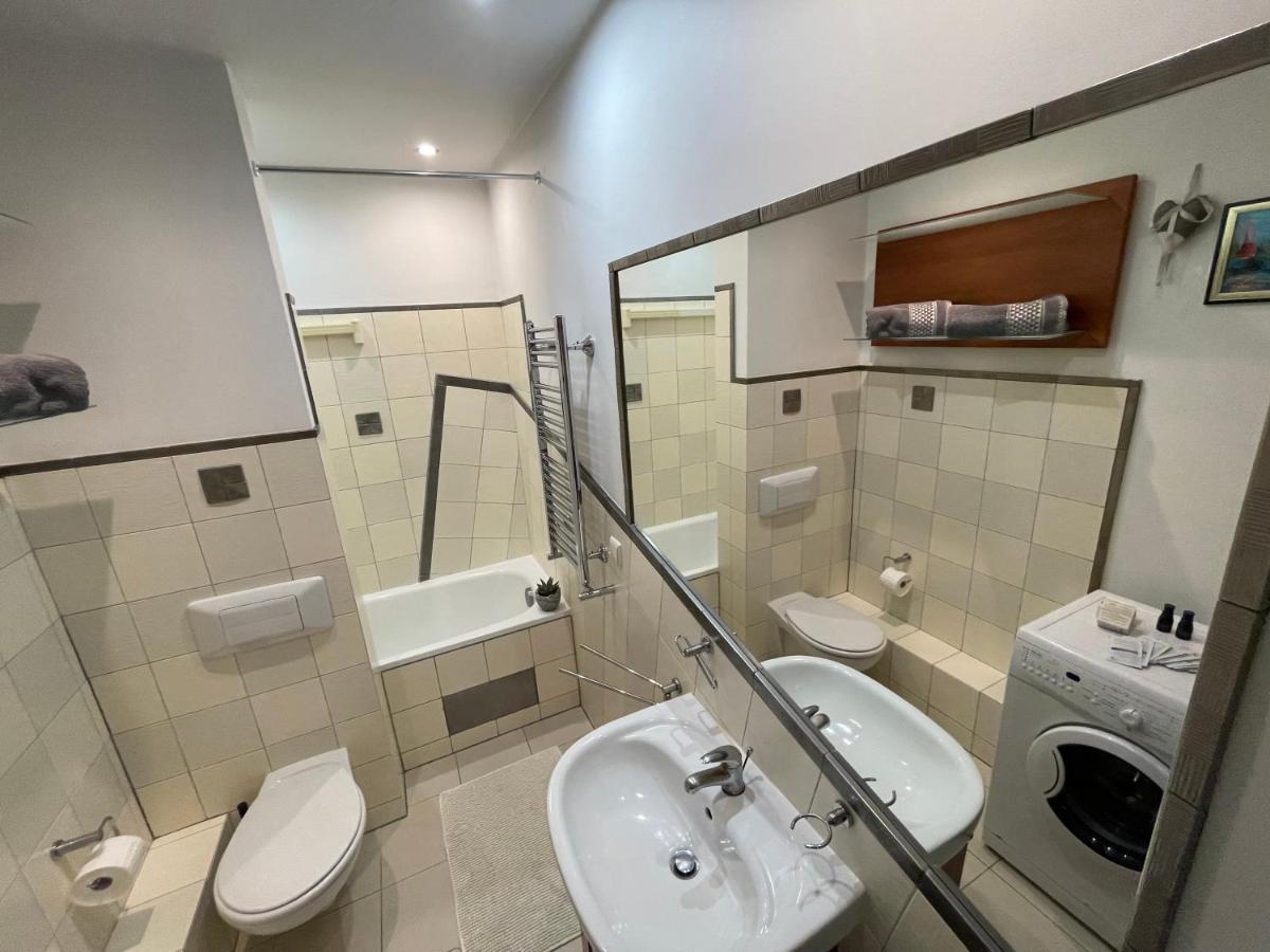 Apartament Deptakiem Nad Morze 그단스크 외부 사진